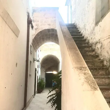 Cortellenica B&B 우겐토