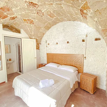Bed & Breakfast Cortellenica 4*