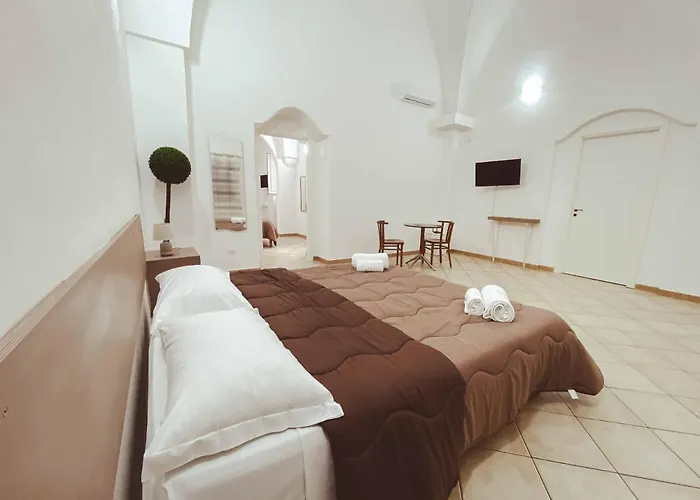 Cortellenica לינה וארוחת בוקר 4*